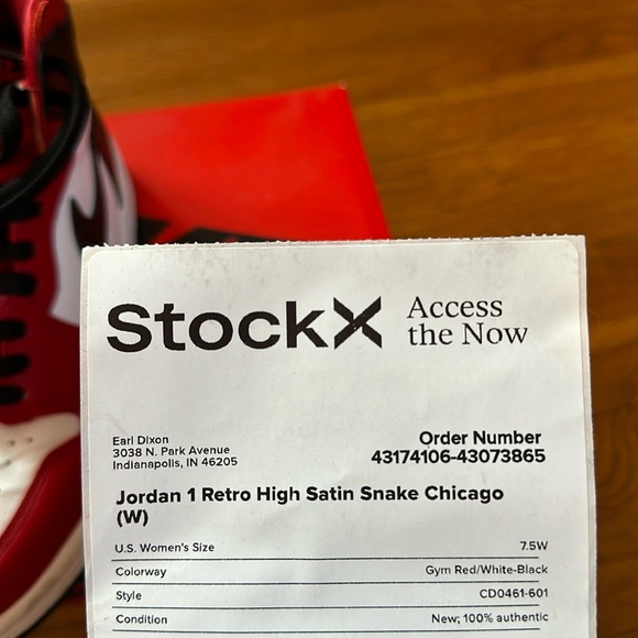 Jordan 1 Retro High Satin Snake Chicago - Picture 7 of 7